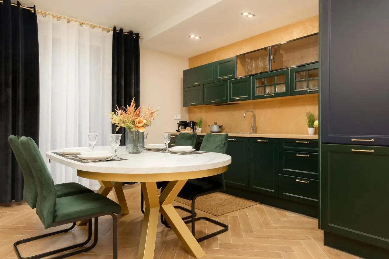 Ursus Nova Apartment With Parking By Renters Prestige Warsaw Poland